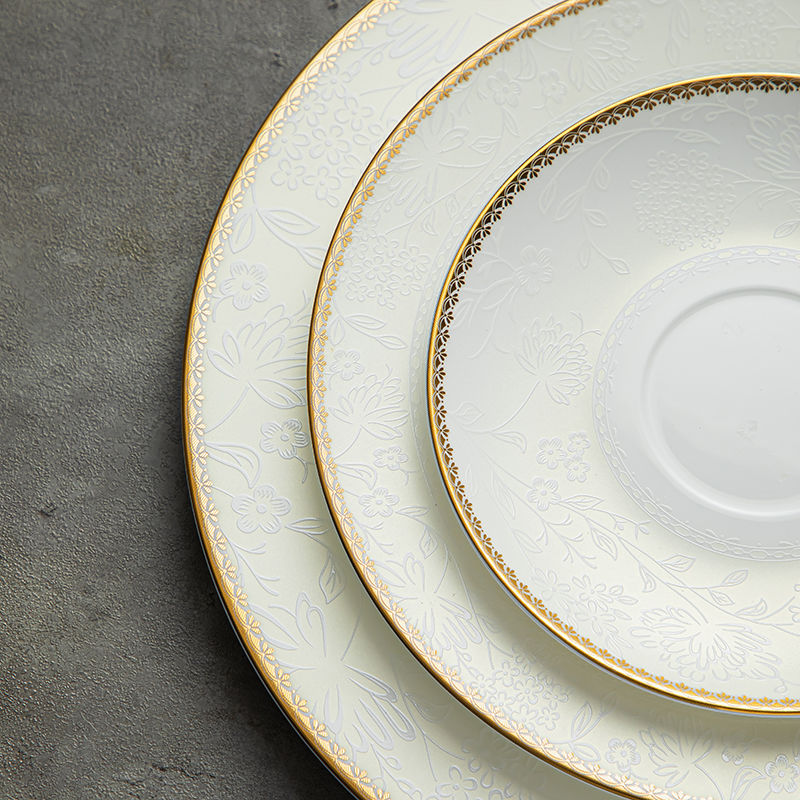Creative Gold-plated Floral Bo - Gold Plated Cutlery 评论和价格