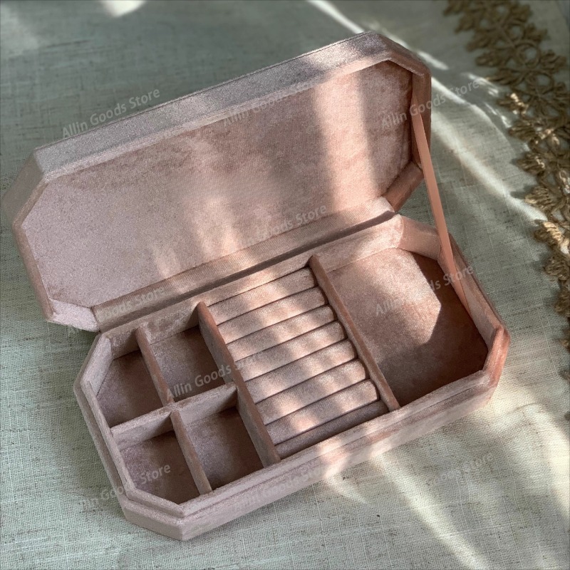 Velvet Rings Jewelry Box Luxur - Velvet Jewelry Box 评论和价格