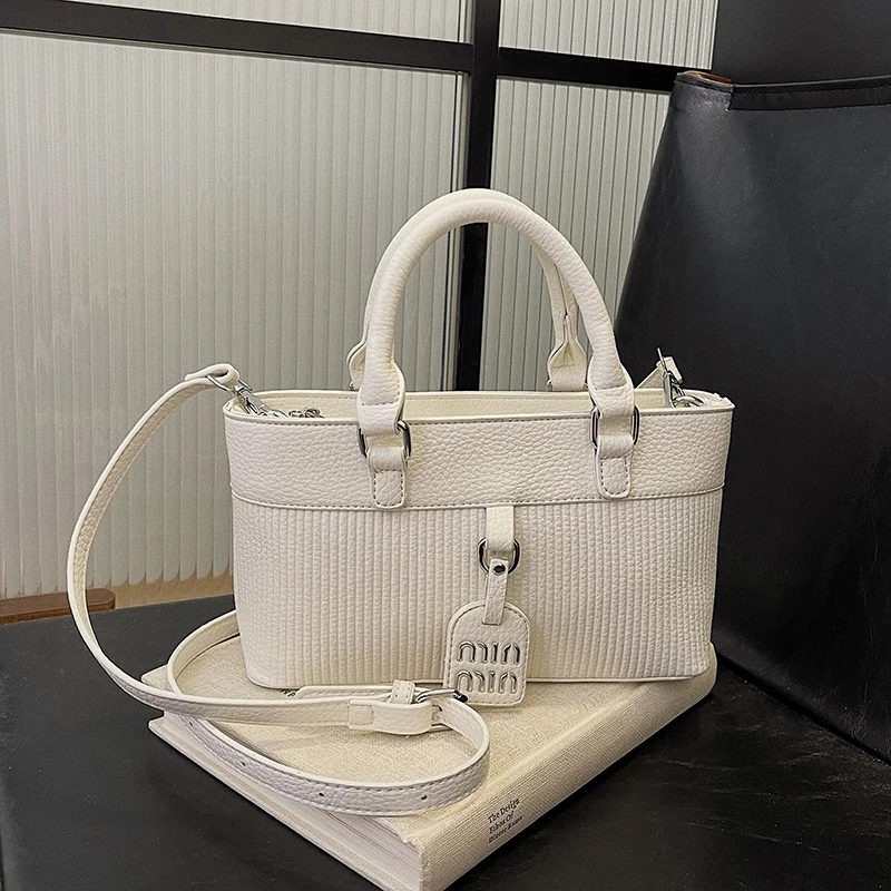 Luxury Women High End Leather  - Luxury Lifestyle Handbags 评论和价格